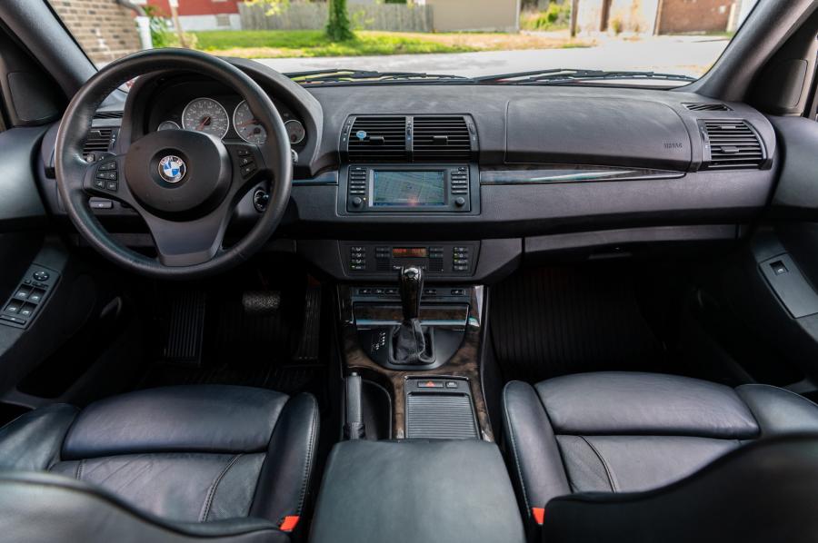 Торпедо BMW X5 4.8is (E53) 2004 года  (NA) (фото 48 из 104)